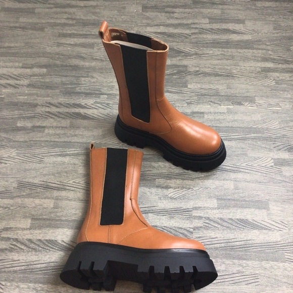 ALOHAS NWOT All Rounder Chelsea Boot - Picture 7 of 15